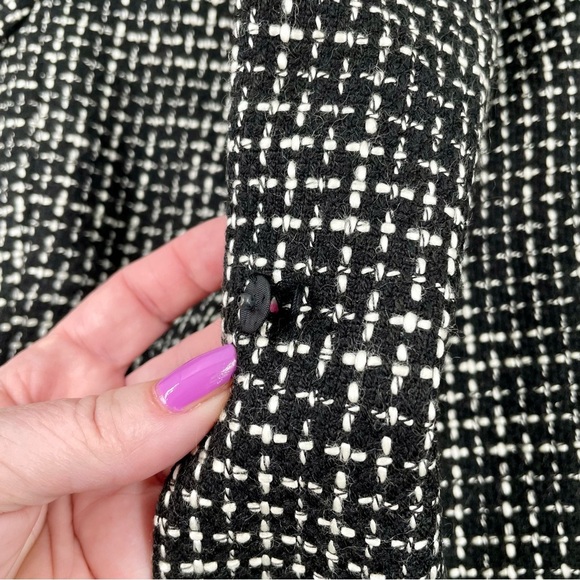 Tahari European Designer Styled Snap Top Button Long Sleeve Boucle Vibes Jacket - Picture 12 of 12